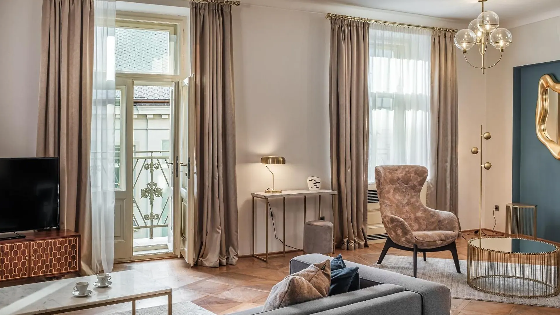 Aparthotel Golden Angel Suites By Adrez Prague