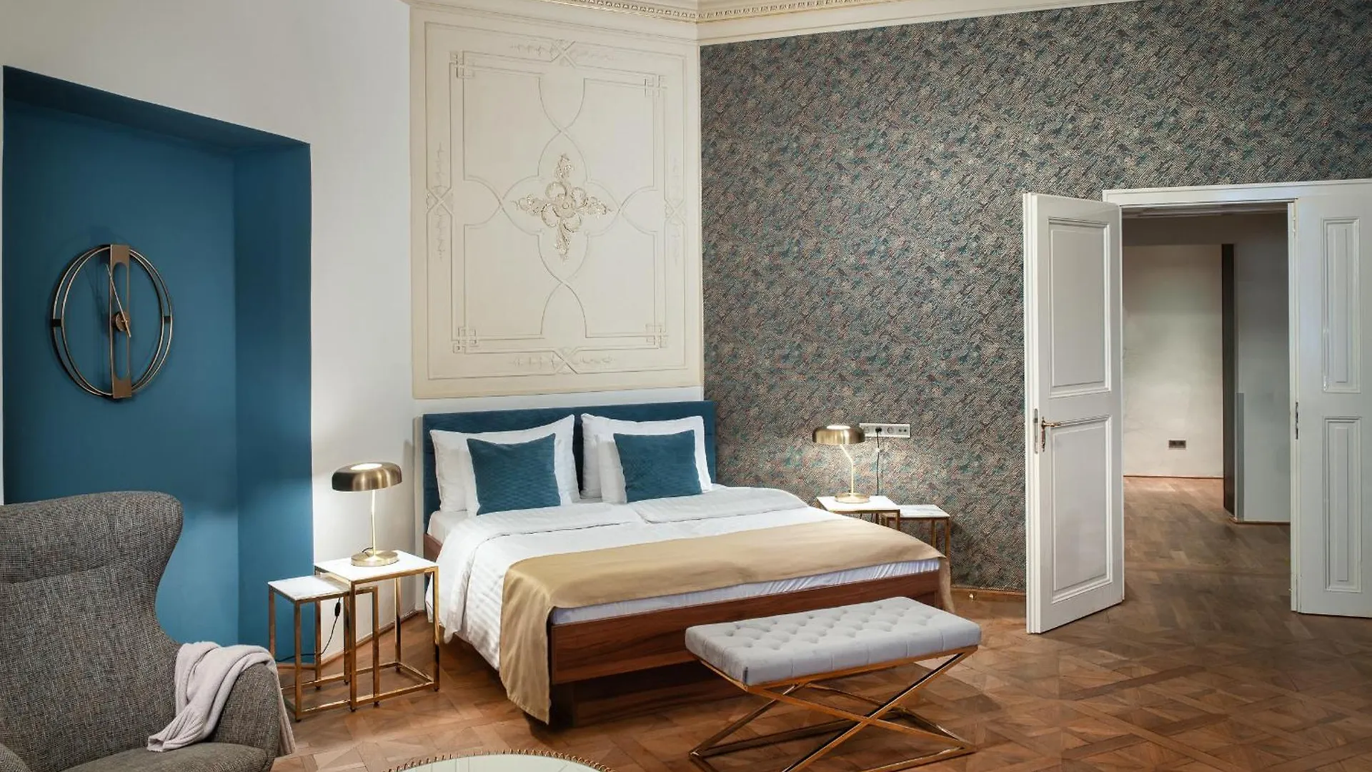 Golden Angel Suites By Adrez Prague Aparthotel