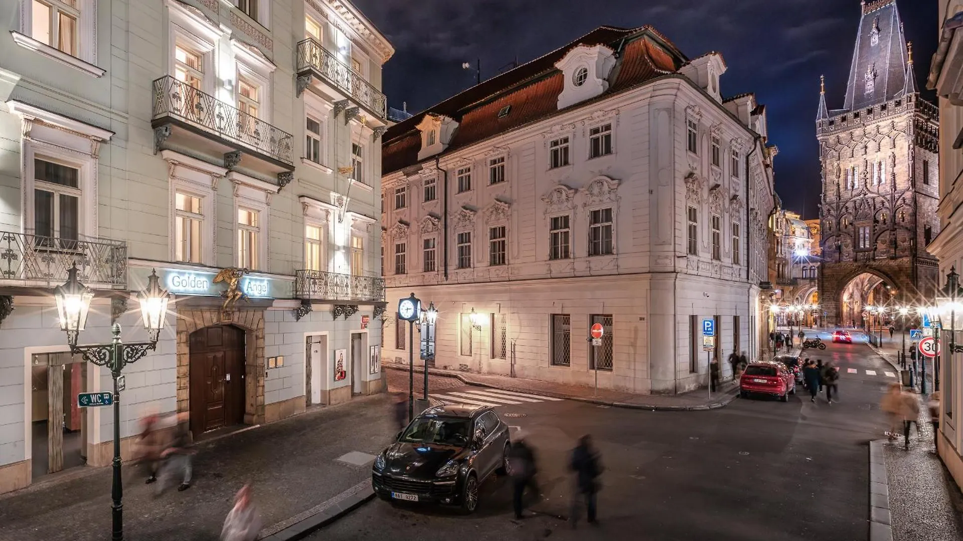 Aparthotel Golden Angel Suites By Adrez Prague