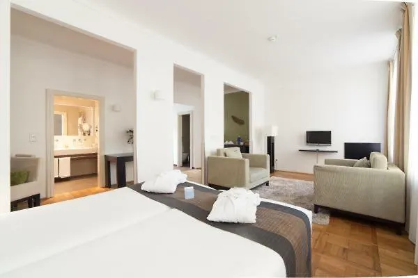Golden Angel Suites By Adrez Prague