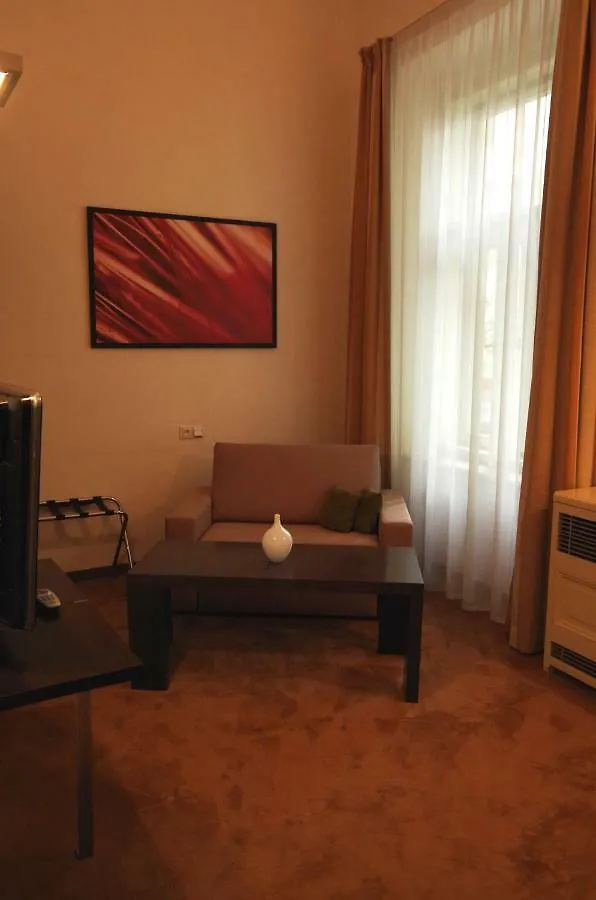 Hotel apartamentowy Golden Angel Suites By Adrez Praga