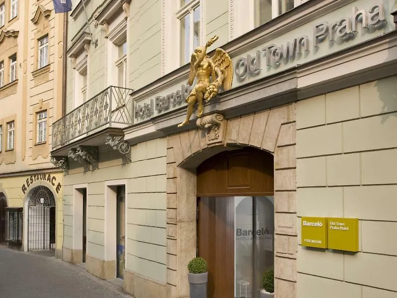 Golden Angel Suites By Adrez Praga Apart-hotel